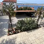 Apartament Lopac Jadranovo