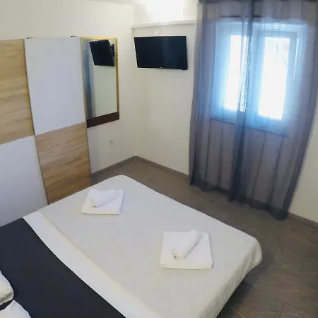 Lopac Apartment Jadranovo