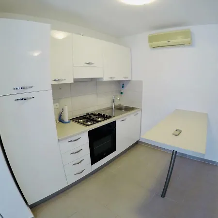 Apartment Lopac Jadranovo