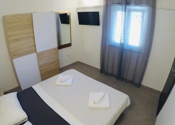 Lopac Apartamento Jadranovo