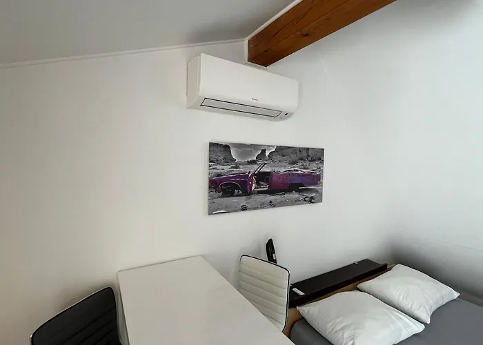 Lopac Apartament *